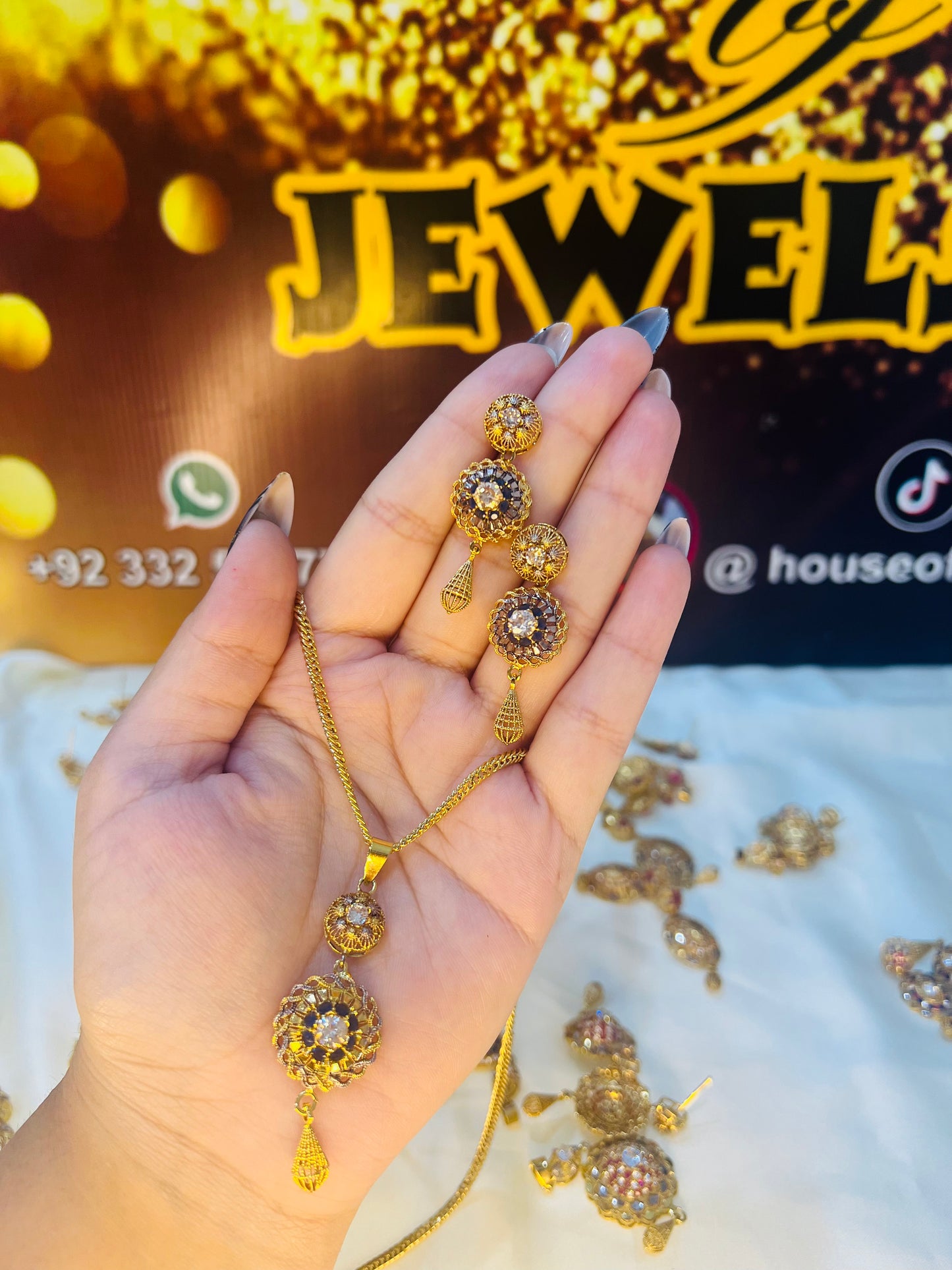 RP Stone Pendant Set SP0003