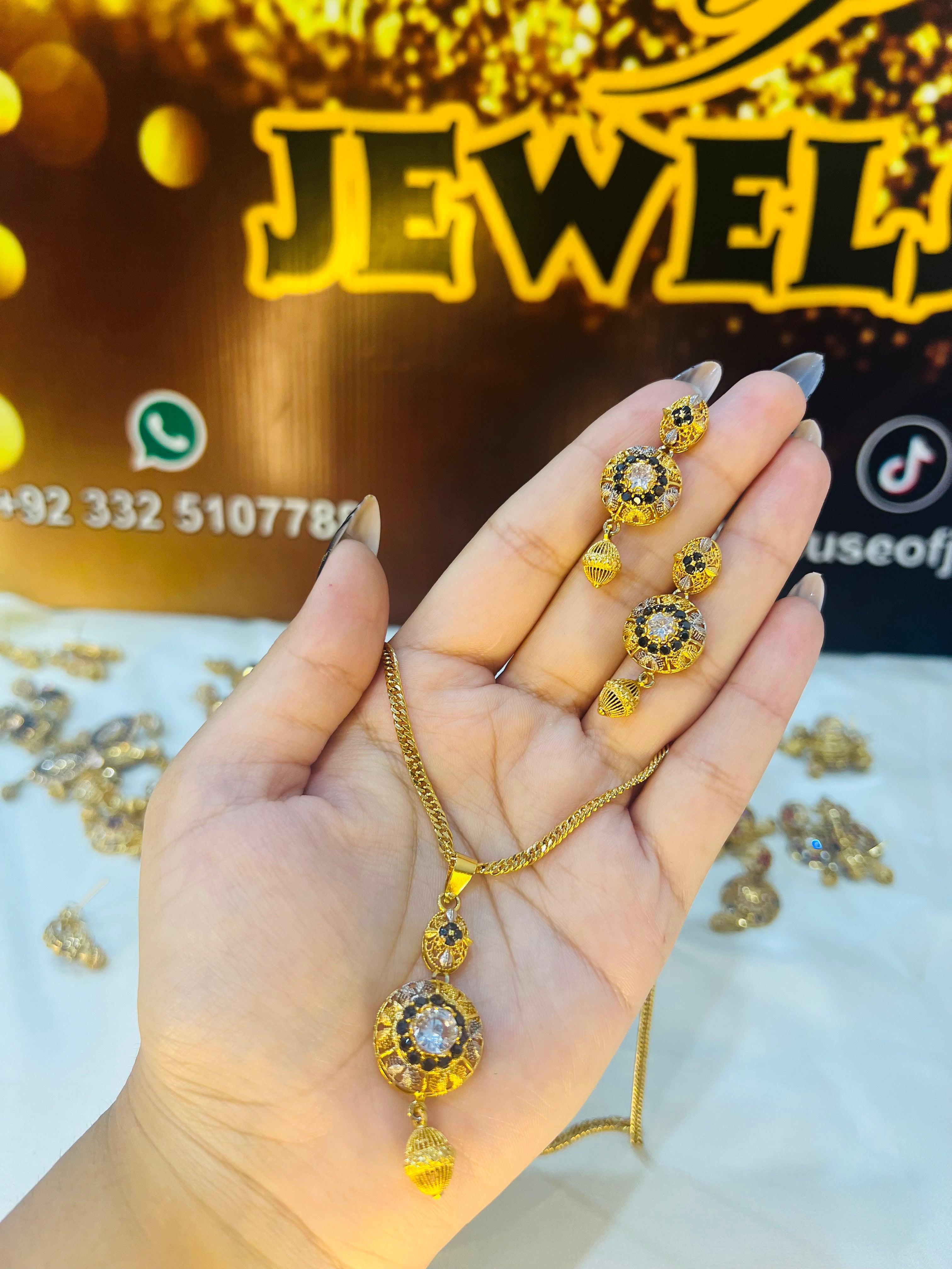 RP Stone Pendant Set SP0010