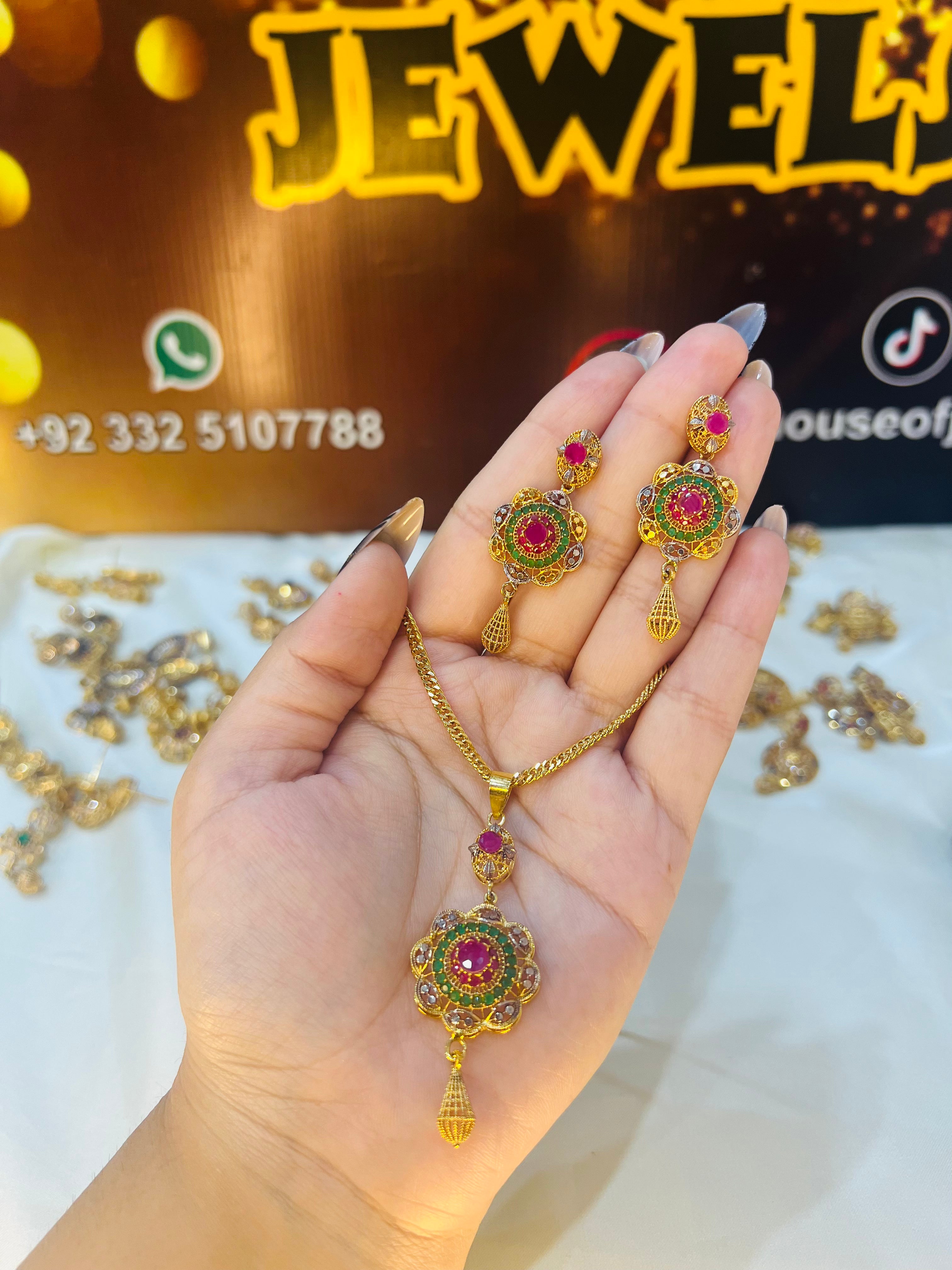 RP Stone Pendant Set SP0014