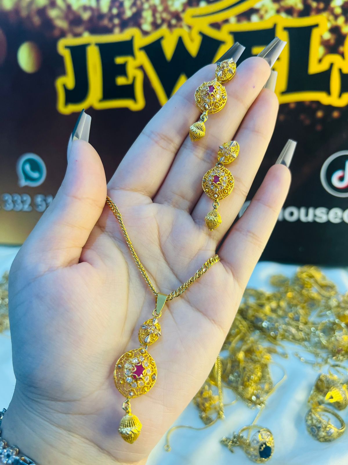 RP Stone Pendant Set SP0002