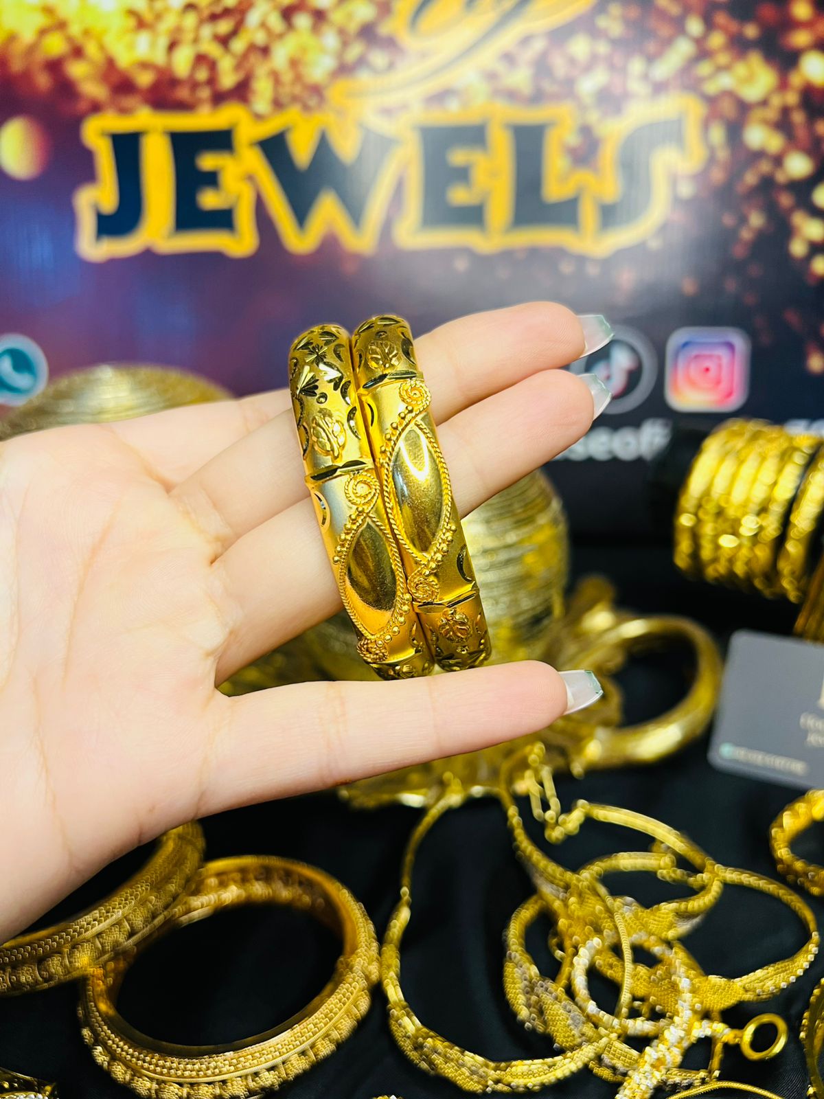 Gold Polish Kara Pair GPK001