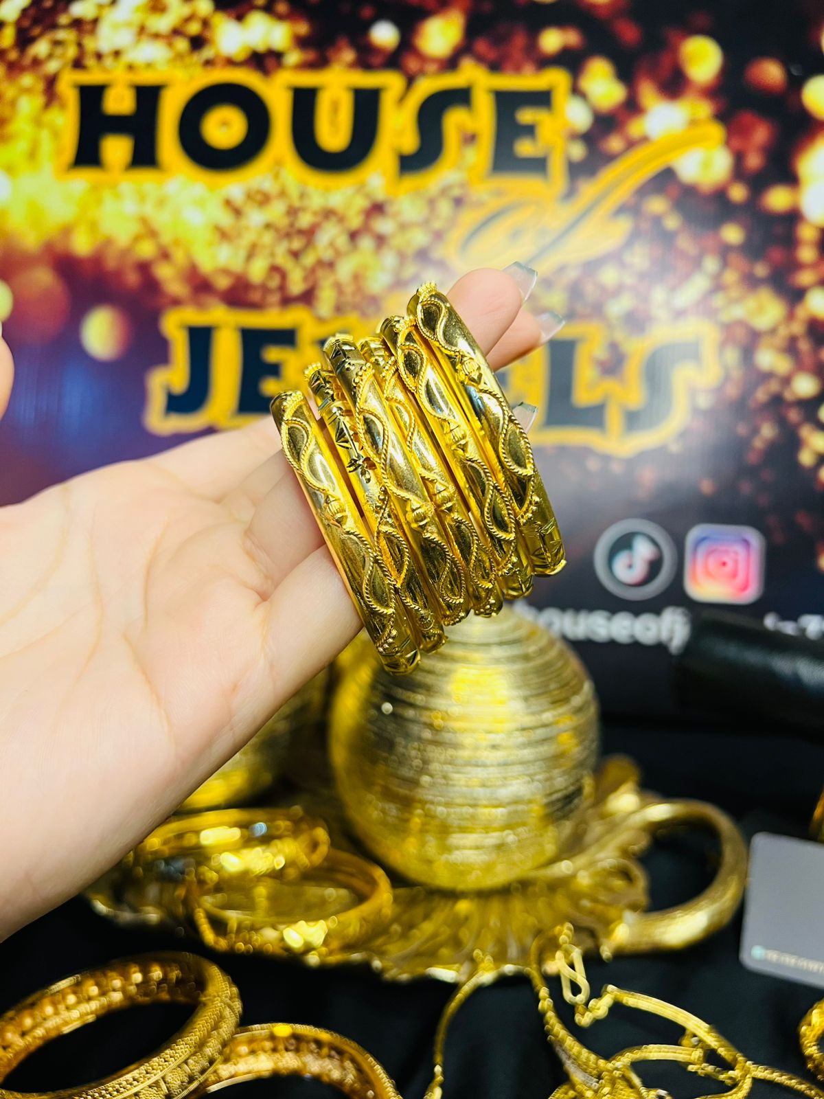 Gold Polish Bangles GPB001