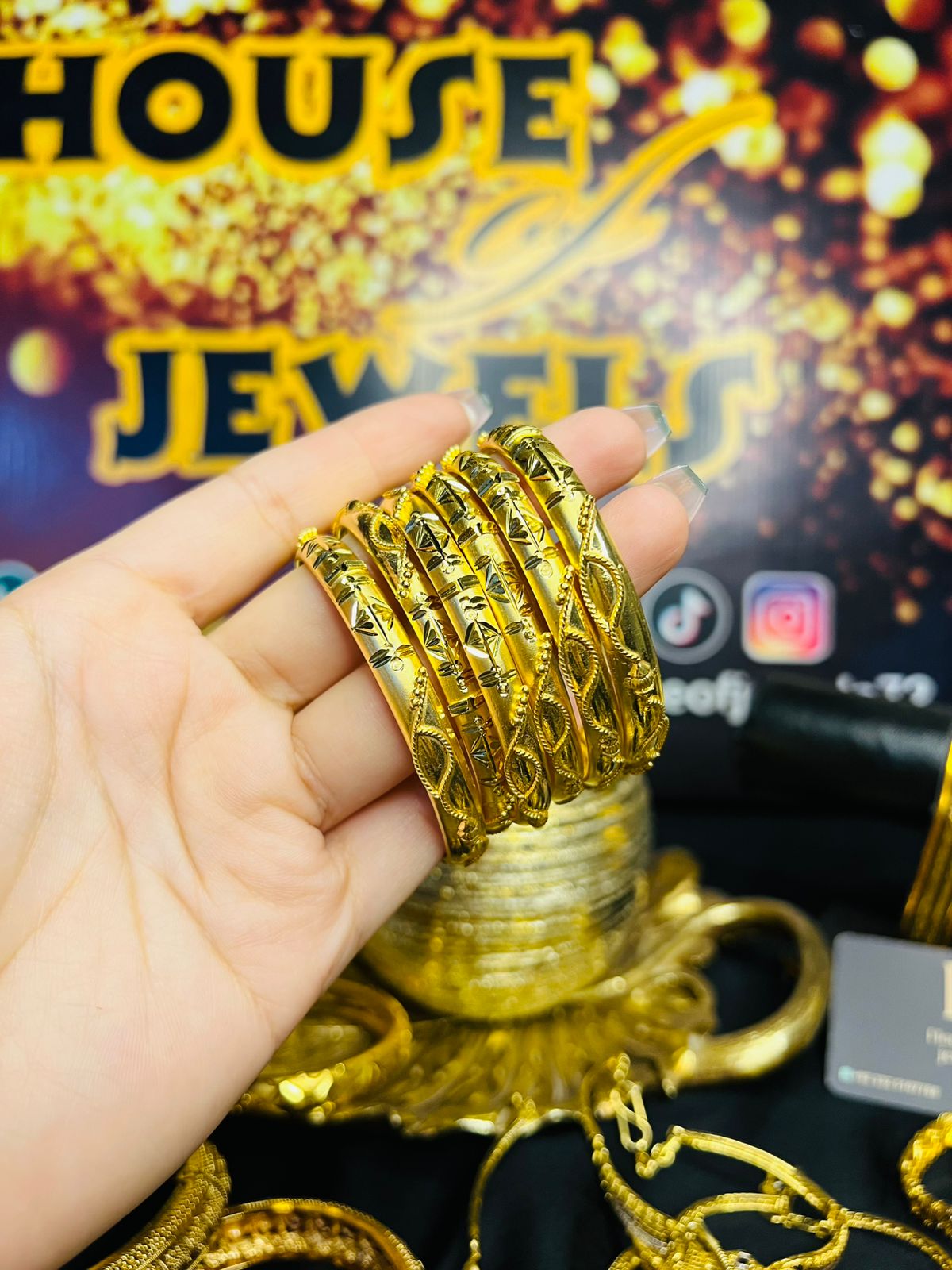Gold Polish Bangles GPB001