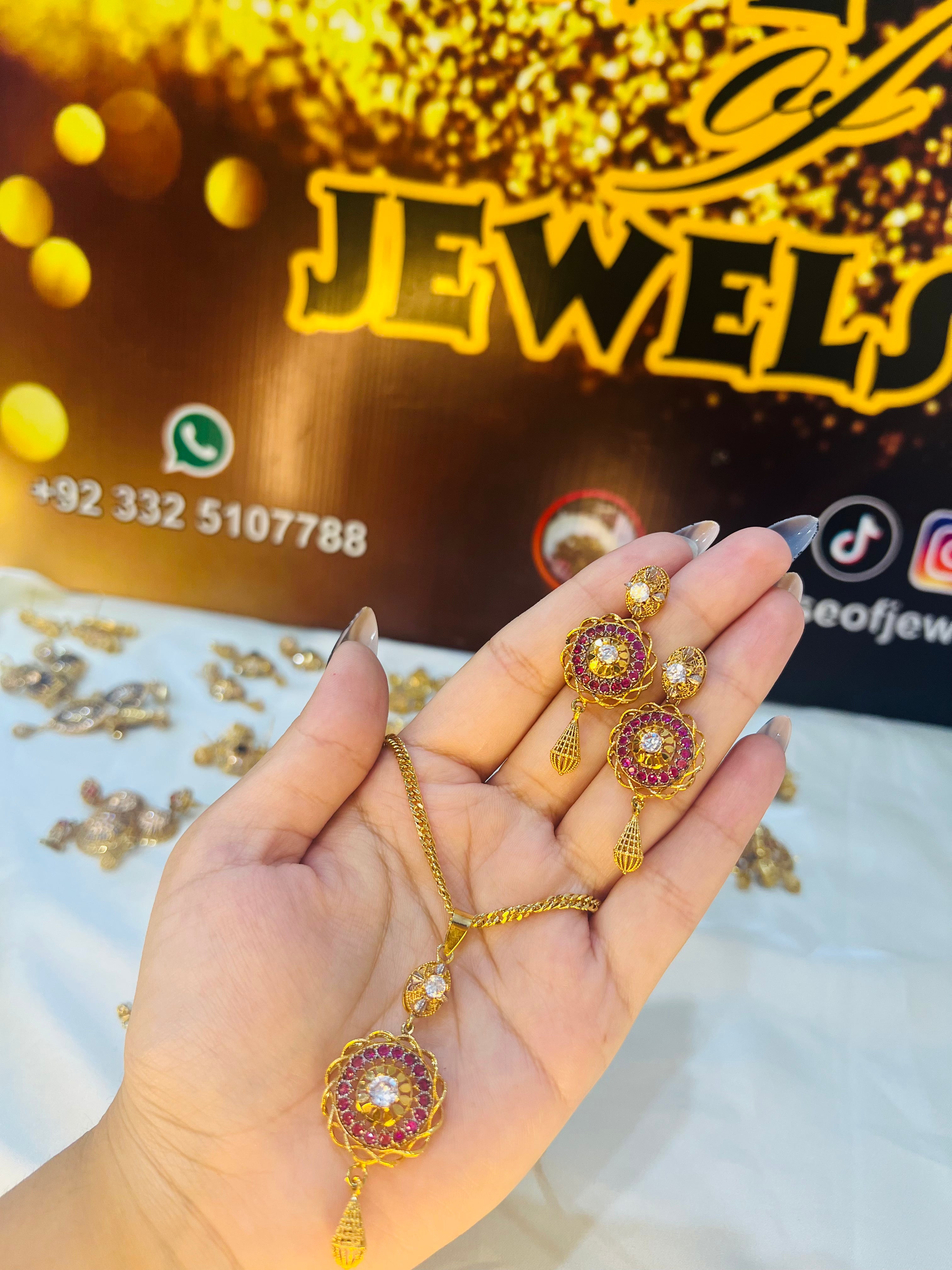 RP Stone Pendant Set SP0006