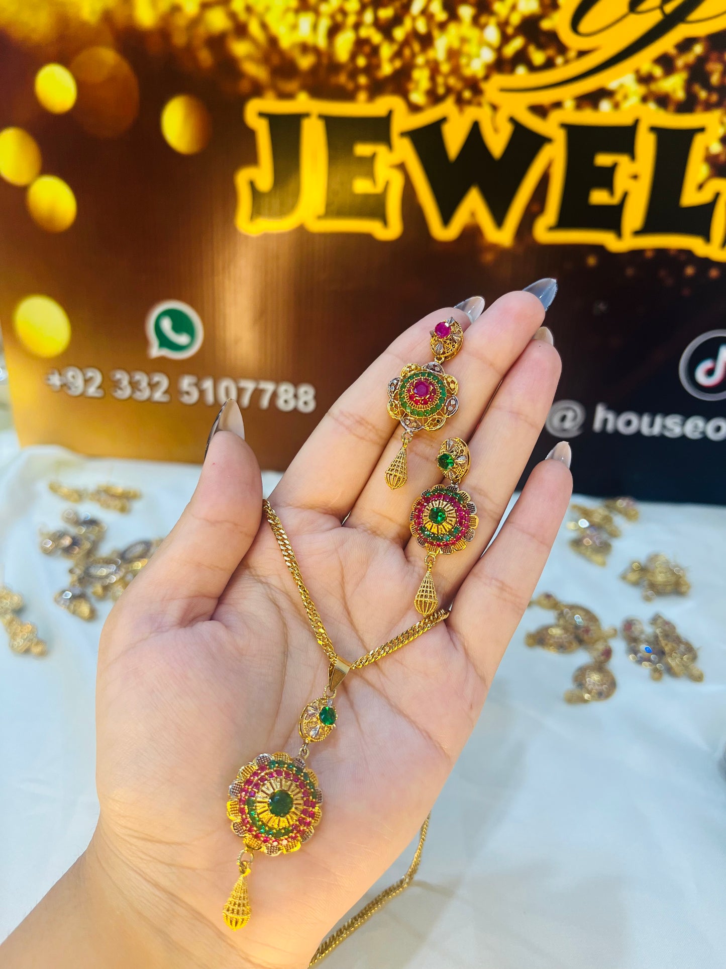 RP Stone Pendant Set SP0012