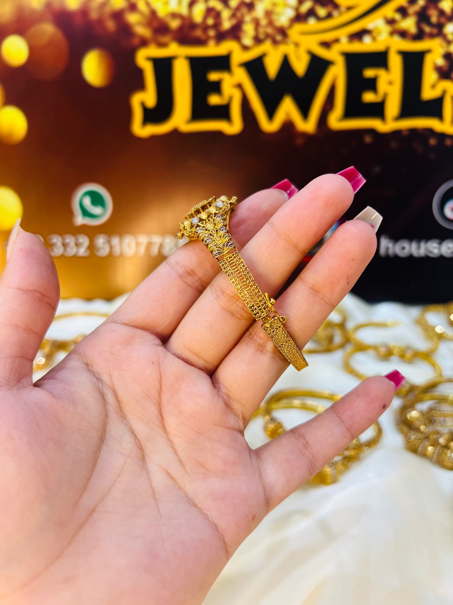 RP Openable Handcuff HC0001