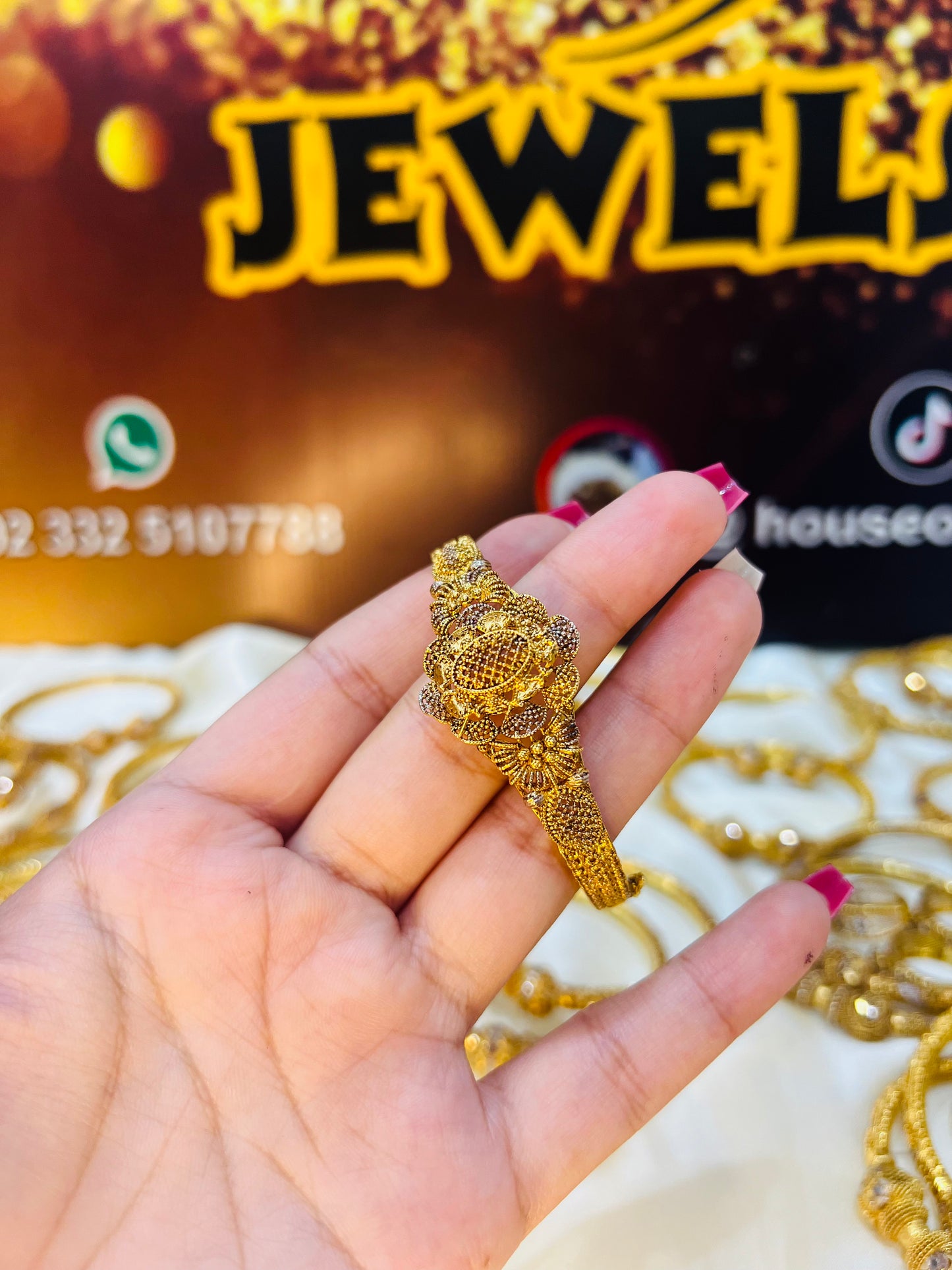 RP Openable Handcuff HC0003