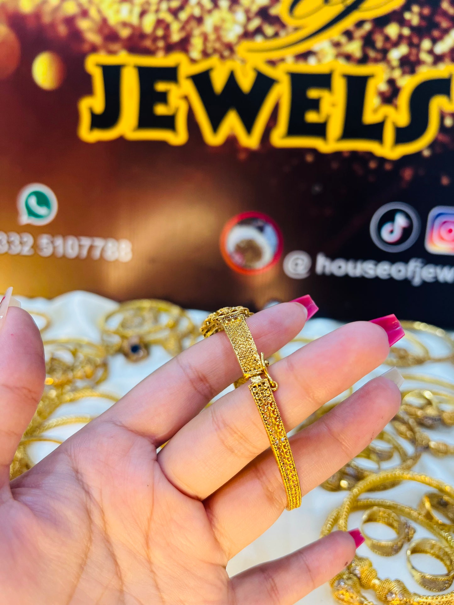 RP Openable Handcuff HC0006