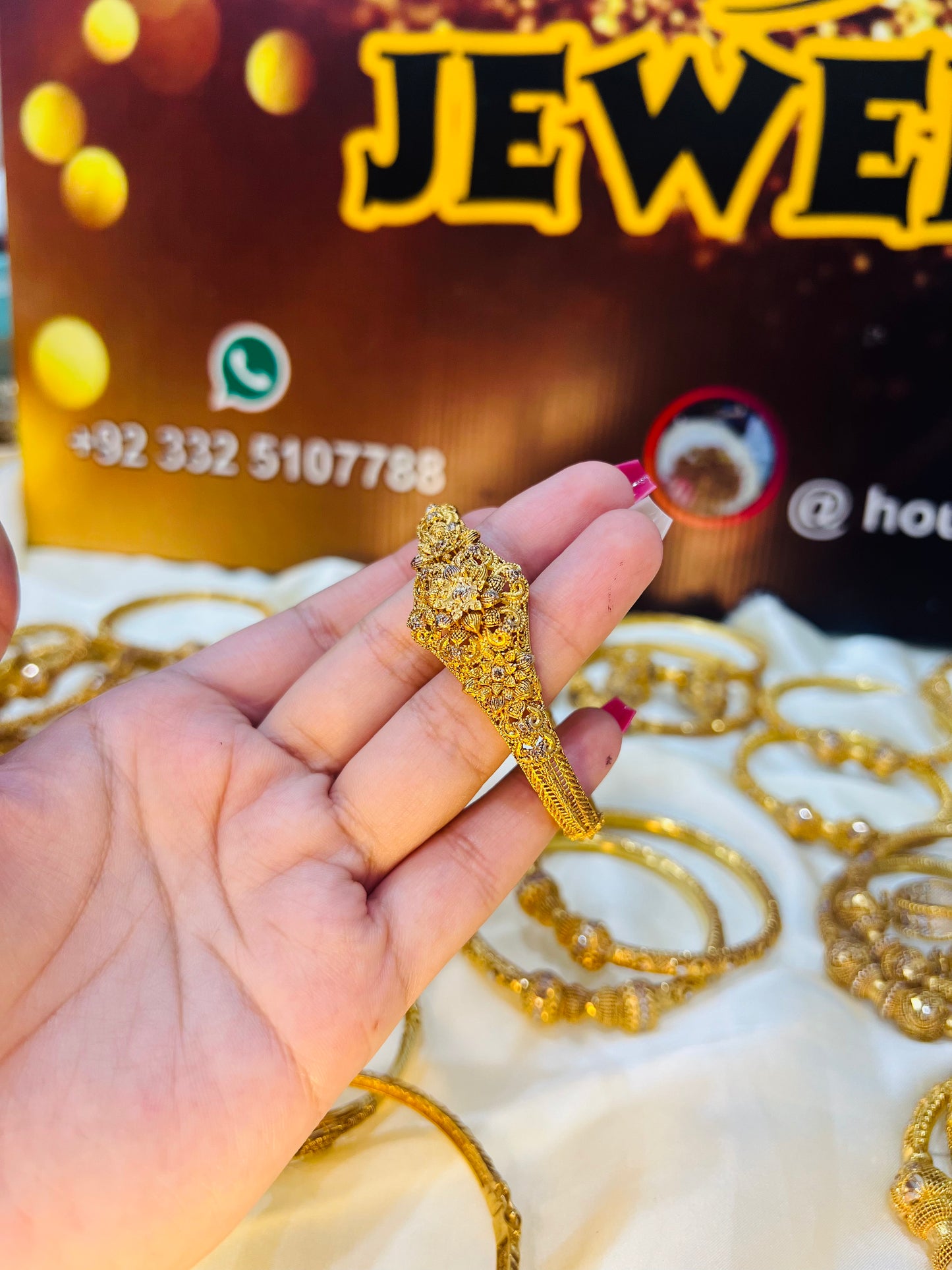 RP Openable Handcuff HC0008