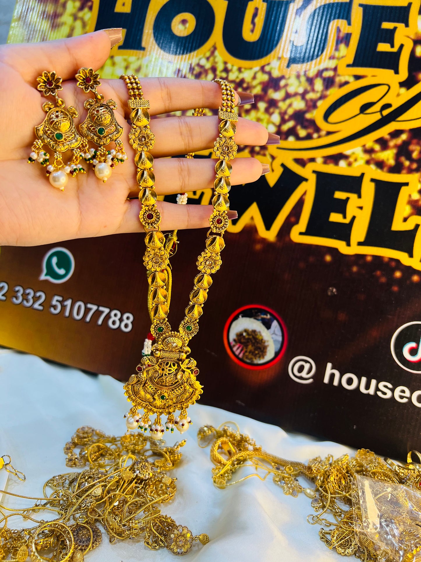 Rajwari Long Mala Set RWM0001