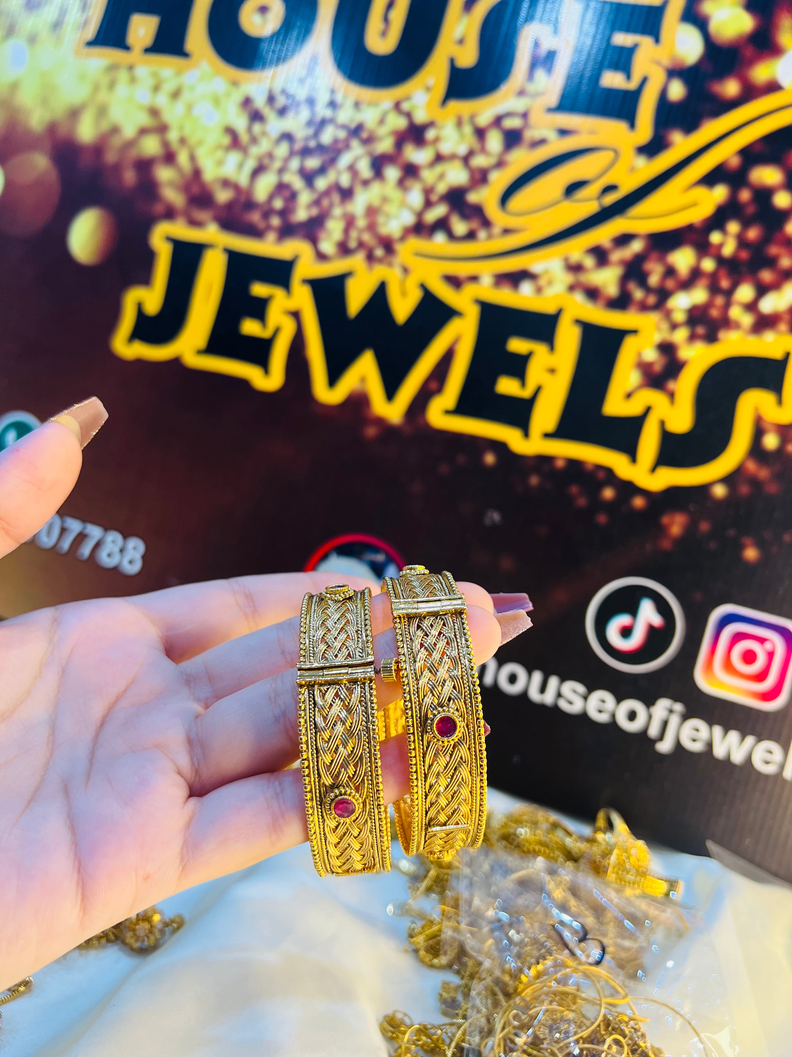 Rajwari Kara Pair RWK0006